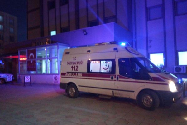 Motosiklet sürücüsü yaşlı adama çarptı: 1 yaralı