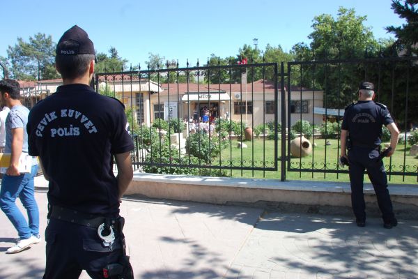 Müze Çevresinde Geniş Güvenlik Önlemleri Alındı