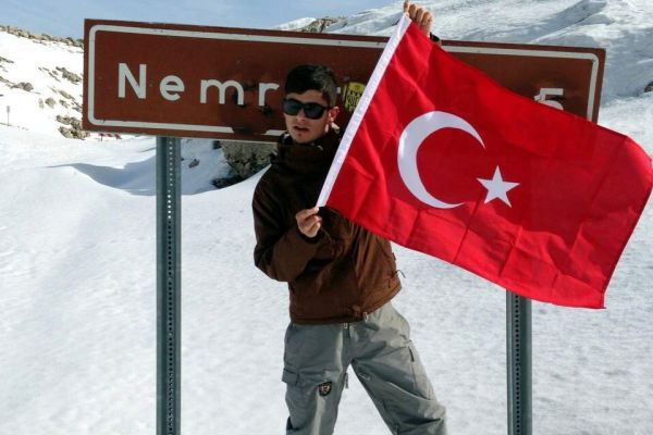 NEMRUT DAĞI KIŞ SPORCULARININ UĞRAK YERİ HALİNE GELİYOR