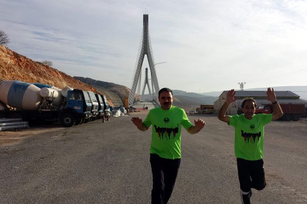 NİSSİBİ İÇİN 55 KİLOMETRE KOŞTULAR