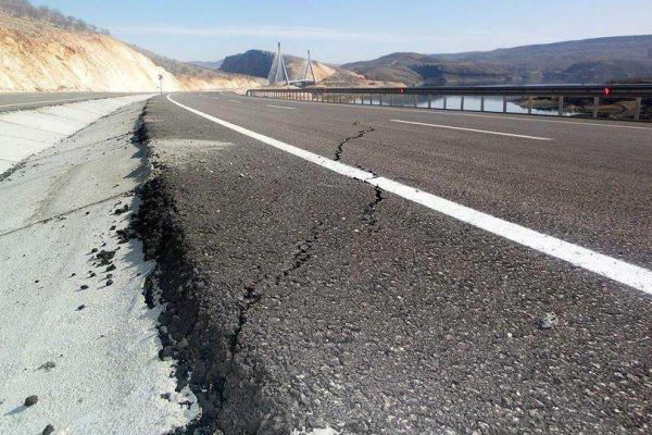 Nissibi’nin Bağlantı Yolunda Çökme Meydana Geldi