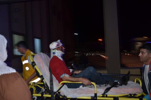 Öğrenci Servisi Devrildi: 9 Yaralı