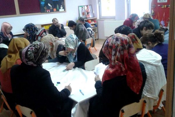 Öğrenci Velileri Sınava Girdi