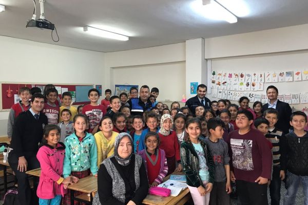 Öğrencilere trafik eğitimi verildi