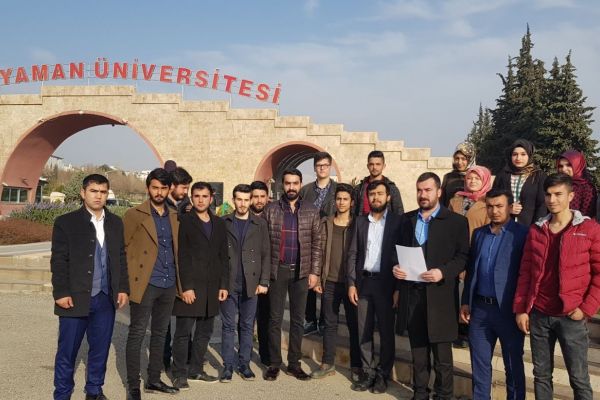 Öğrencilerin kermesinden Mehmetçiğe yiyecek