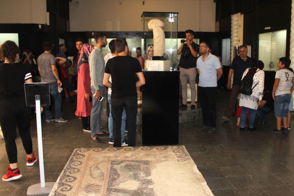 Öğretmenler müzede öğrendi