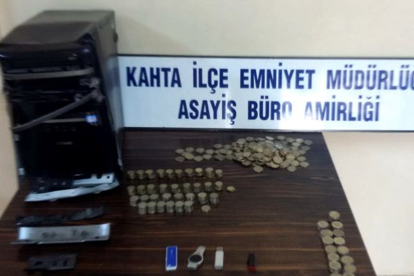 Okul kantininden hırsızlık yapan şahıslar tutuklandı
