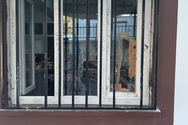 Okul kantininden para çalındı