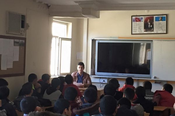 Okul Öğrencilerine Meslek Tanıtımı Yapıldı
