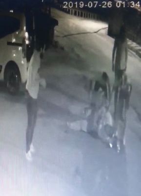 Ölümle biten silahlı şakalaşma kamerada