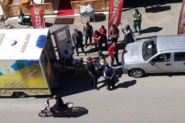 Otomobil çocuğa çarptı: 1 yaralı