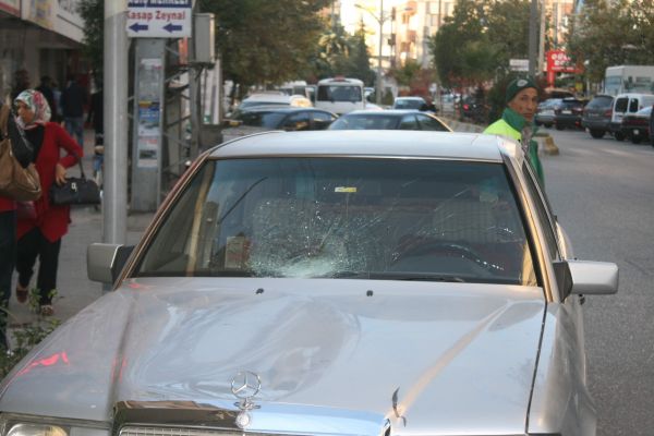 Otomobil İle Bisiklet Çarpıştı: 1 Yaralı