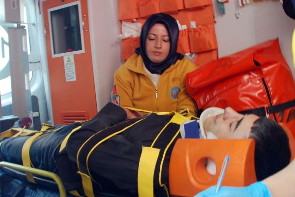 Otomobil İle Bisiklet Çarpıştı: 1 Yaralı 