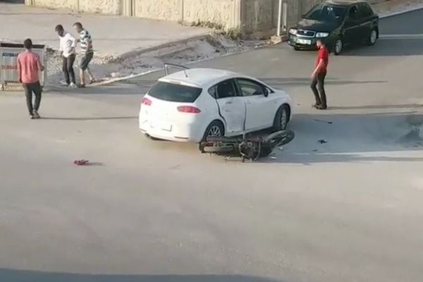 Otomobil ile motosiklet çarpıştı: 1 yaralı