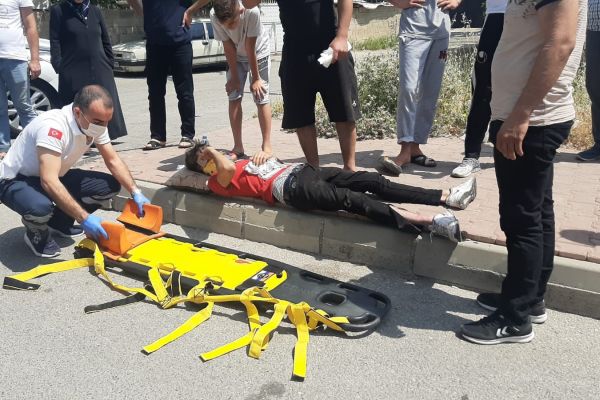 Otomobil ile motosiklet çarpıştı: 1 yaralı