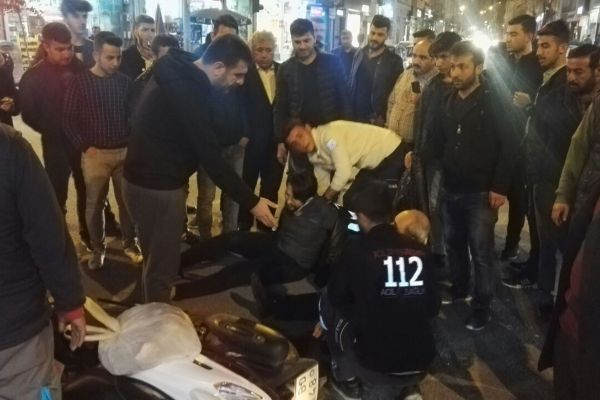 Otomobil ile motosiklet çarpıştı: 2 Yaralı