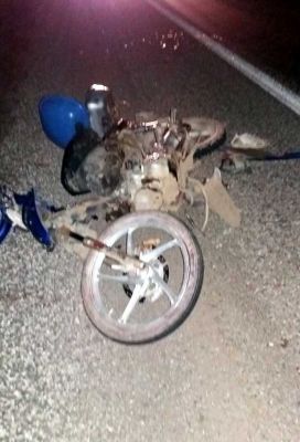 Otomobil Motosiklete Çarptı