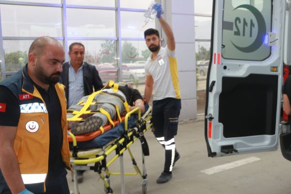 Otomobil şarampole yuvarlandı: 2 yaralı
