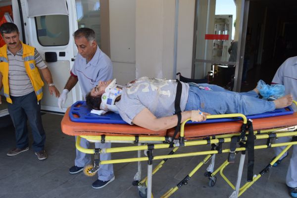 Otomobil Takla Attı: 1 Ölü, 2 Yaralı