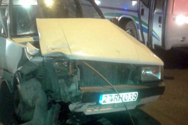 Otomobil, Yakıt Tankerine Arkadan Çarptı: 1 Yaralı