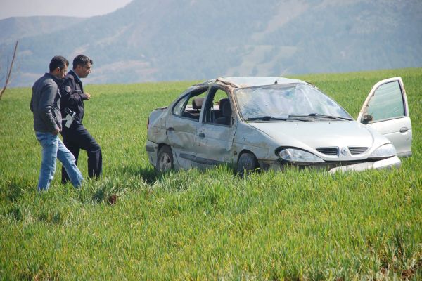 OTOMOBİL YAKLAŞIK 100 METRE TAKLA ATTI