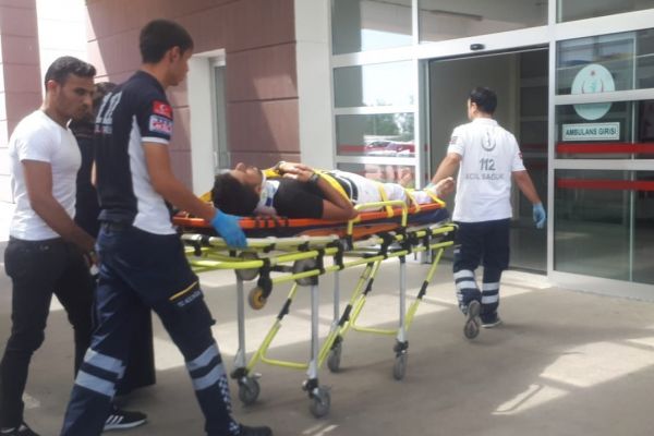 Otomobil yayaya çarpıp kaçtı: 1 yaralı