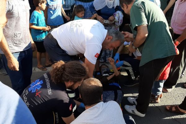 Otomobil yayaya çarptı: 1 Yaralı