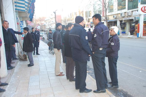 Otomobil Yayaya Çarptı: 1 Yaralı