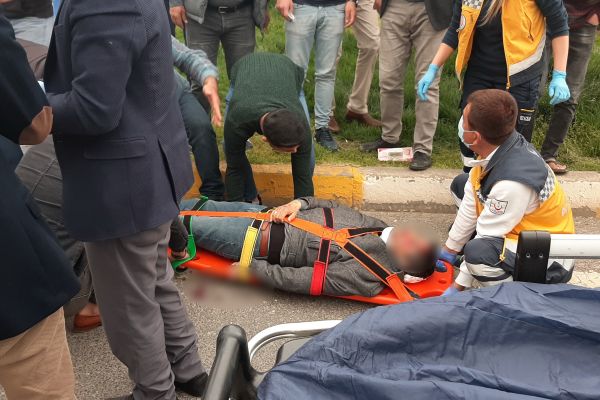 Otomobilin çarptığı yaya ağır yaralandı
