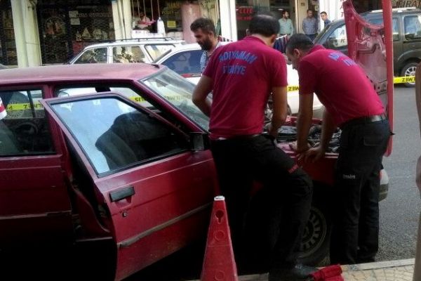 Otomobilin LPG deposundaki gaz kaçağı korkuttu