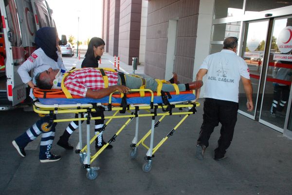 Otomobille bisiklet çarpıştı: 1 yaralı
