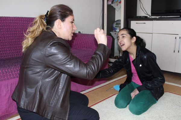 Özlem Öğretmenden ‘Fedakarlık’ Örneği