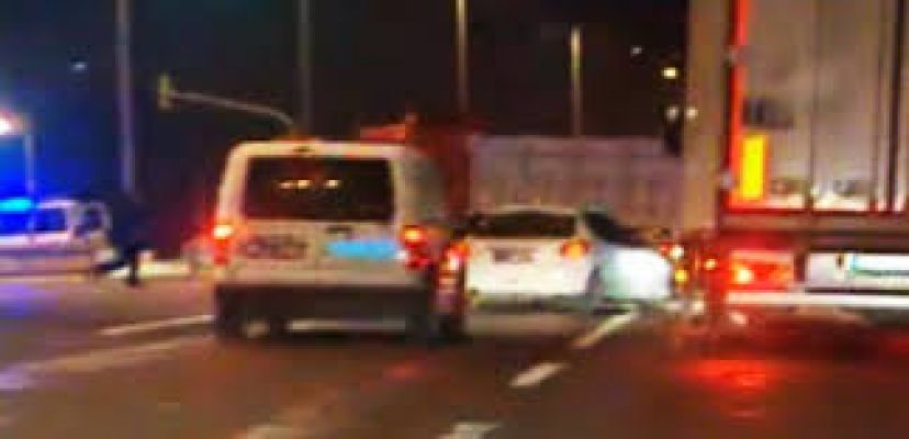 Park Halindeki Kamyonet Çalındı