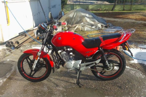 Park halindeki motosiklet çalındı