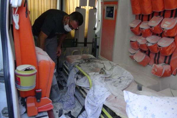 Park Hospital ambulansında akıl almaz olay: 1’i ağır 3 yaralı