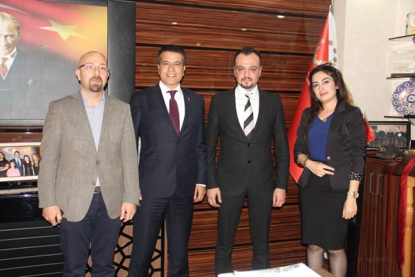 Park Hospital Hastanesi yönetimi Müdür Alper ile bir araya geldi