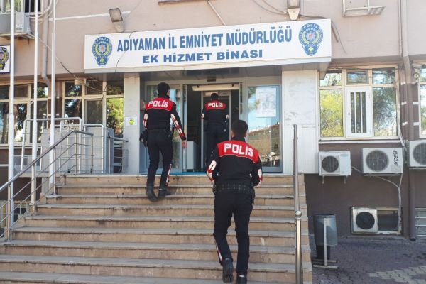 Parkta üzerinde uyuşturucu yakalanan şahıs tutuklandı