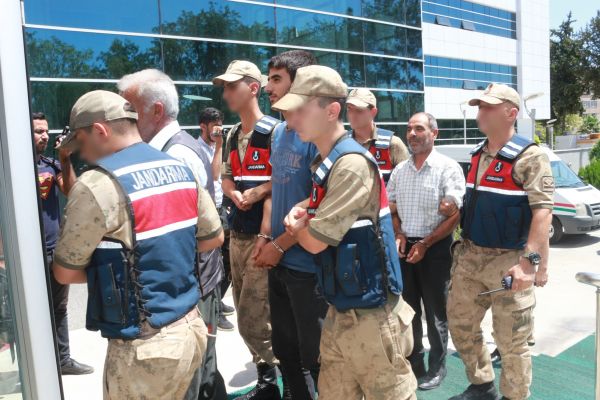 PKK'ya yardım ve yataklık ettiği iddia edilen başkanlar adliyeye sevk edildi