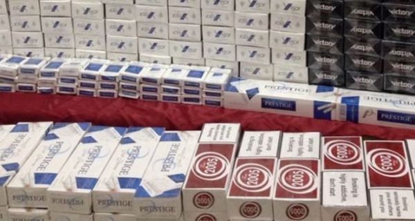 Polis 2 bin paket kaçak sigara ele geçirdi