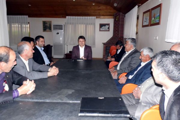 POLİS MUHTARLARLA HUZUR TOPLANTISI YAPTI