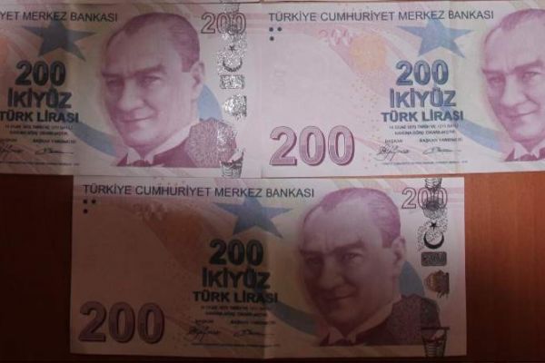 Polisten Kalpazanlara Operasyon