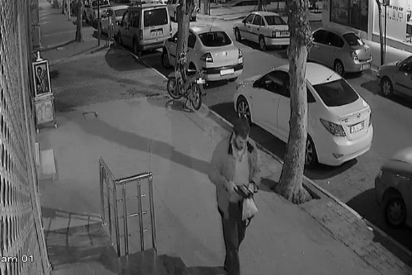 Poşet dolusu altını polise teslim eden Suriyeli kadar olamadı