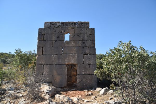 Roma Döneme ait askeri gözetleme kulesi bulundu