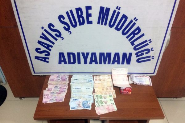 Sahte polisi gerçek polisler yakaladı