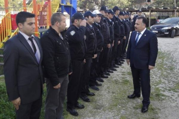 SALMANER, SAMSAT İLÇESİNDE POLİSLERİN GÜNÜNÜ KUTLADI