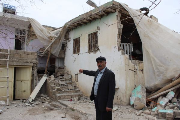 Samsat depreminin üzerinden bir yıl geçti