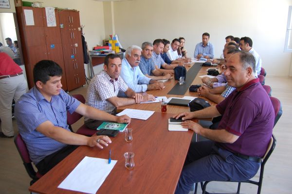 SAMSAT'TA OKUL MÜDÜRLERİ YIL SONU TOPLANTISI