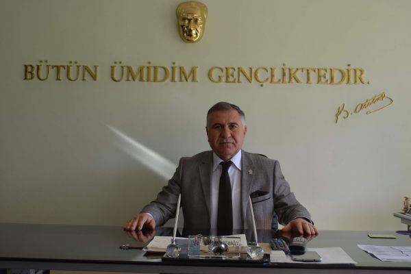 SATRANÇ ANTRENÖR KURSU AÇILIYOR