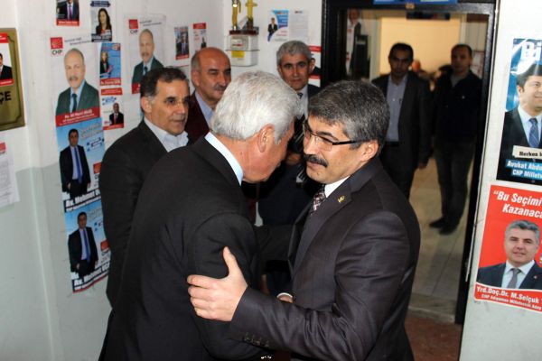SEÇİM ÖNCESİ AK PARTİ’DEN CHP’YE ZİYARET