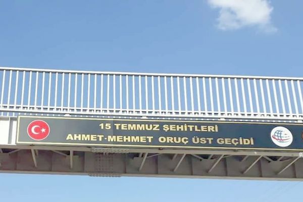 Şehit ikiz polis memurlarının ismi üst geçide verildi